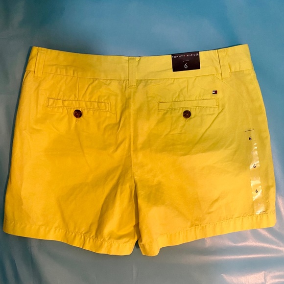 Yellow summer chino shorts - Picture 3 of 4